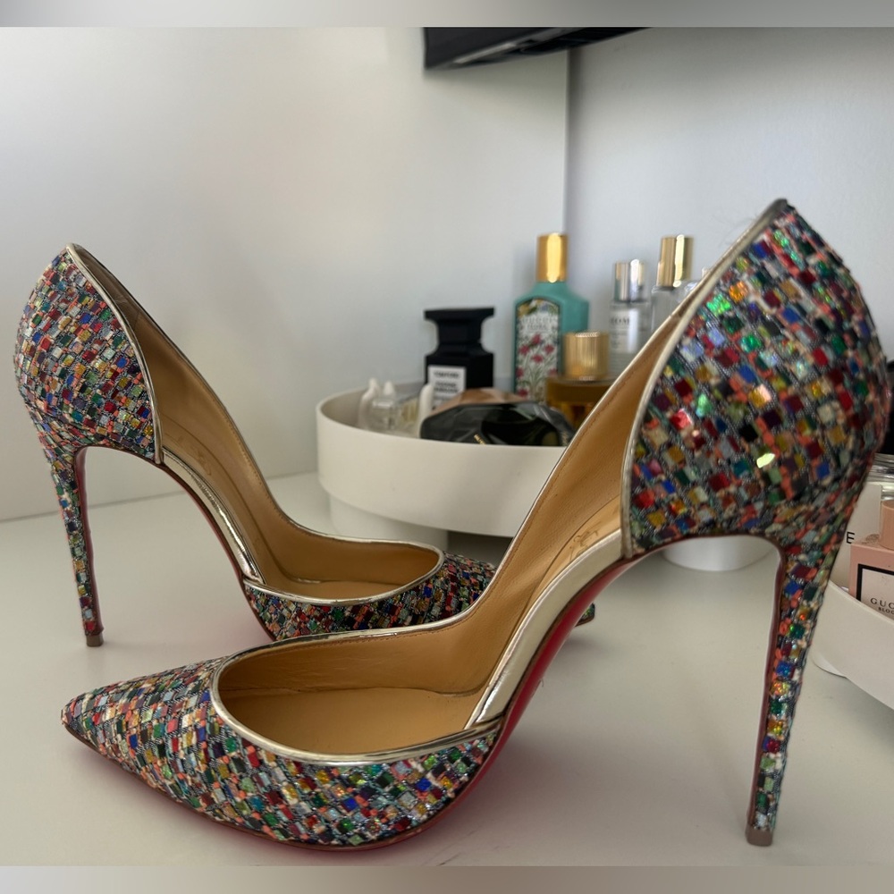 Sequenced printed Louboutin pumps